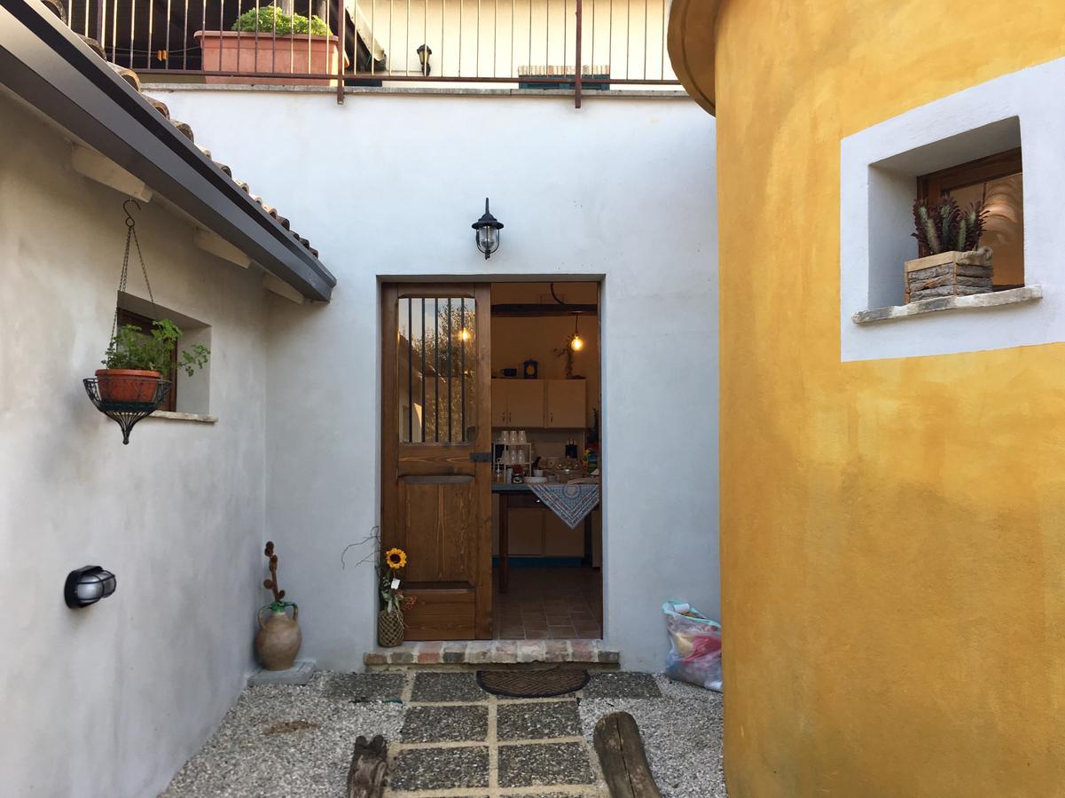 C'Era Una Volta Podere San Giovanni Фоссачезия Экстерьер фото